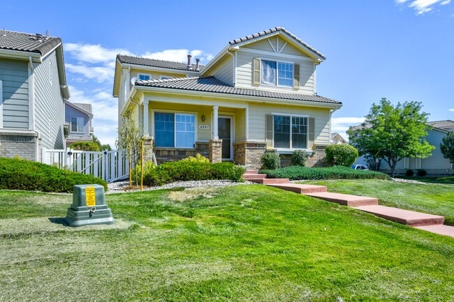 Foto del edificio - 3 bed 3 bath corner lot in Broomfield! New...
