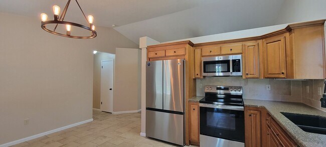 Foto del edificio - Beautiful Home in Hacienda Heights Subdivision