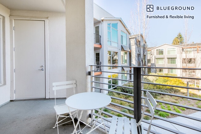 Building Photo - 111 N Rengstorff Ave