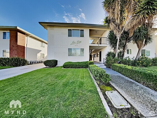 Building Photo - 2376 Sutter Ave