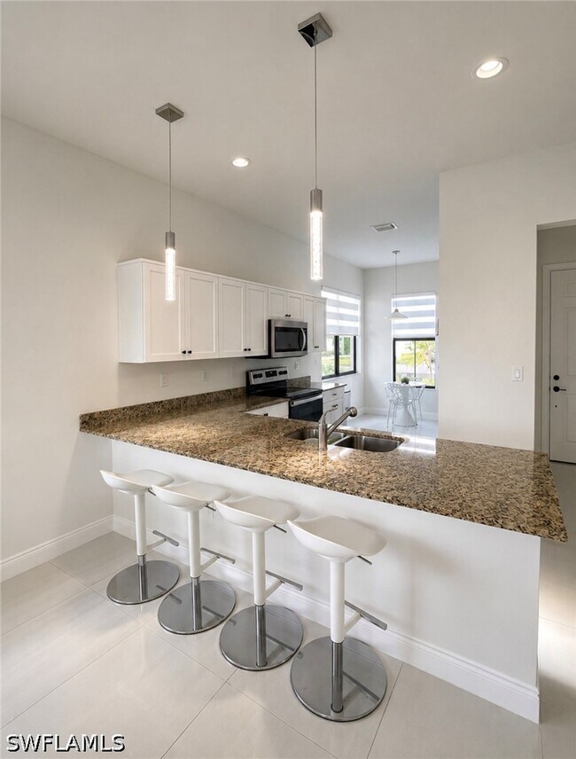 Foto del edificio - 5487 Cassidy Ln