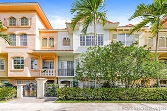 Building Photo - 2564 Gardens Pkwy