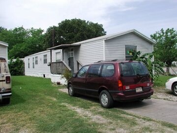 Unit # 1 - 7380 Moline St