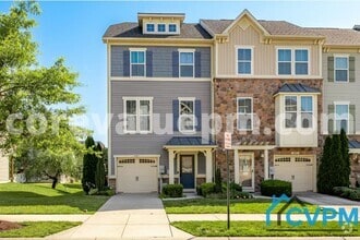 Building Photo - 601 Fox River Hills Way
