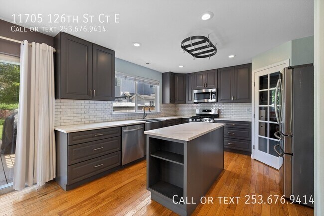 Foto del edificio - 11705 126th St Ct E