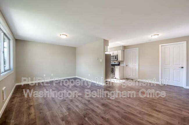 Building Photo - 1110 24th St