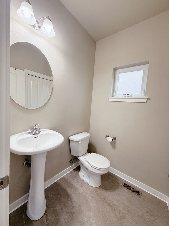 Foto del edificio - Charming 3bed/2.5 bath House!