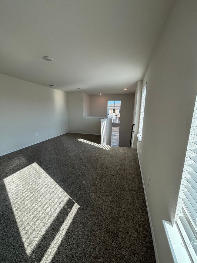 Foto del edificio - 3303 Sweetwater Way