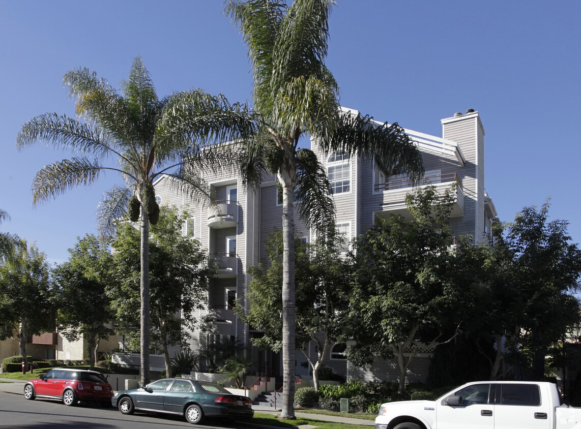 Foto del edificio - 3666 3rd Ave