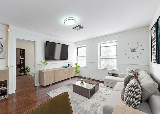 Foto del edificio - 33-04 Ditmars Blvd