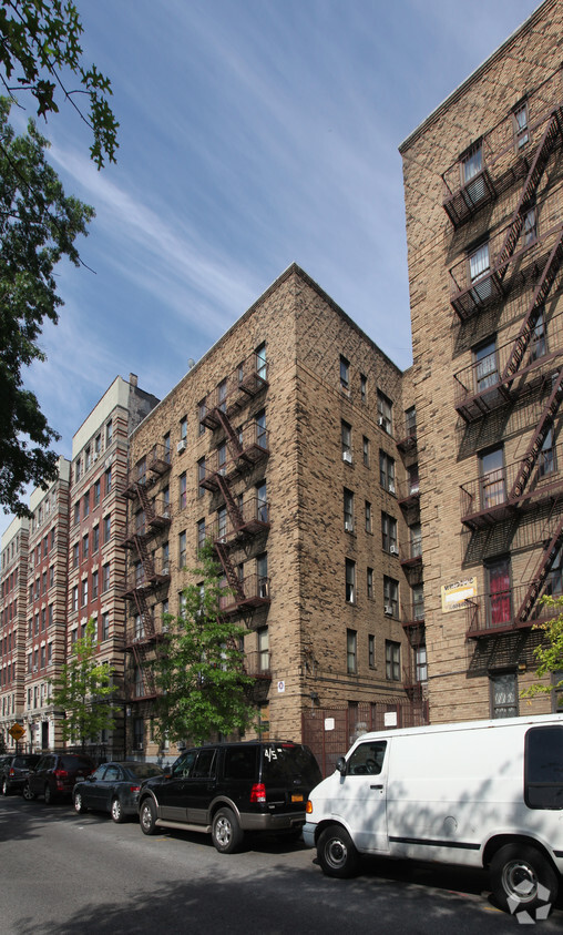 Building Photo - Park Lincoln Apartments