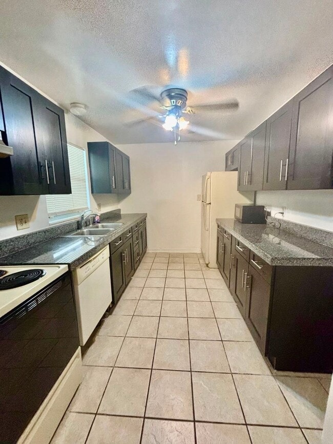 Photo - 1107 Galsworthy Ave (Orlando, FL) House
