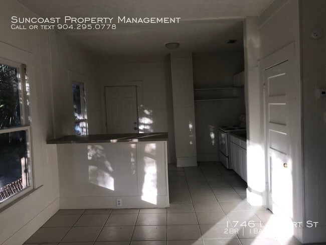 Foto del edificio - 2 bedroom avaliable!