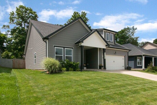 Foto del edificio - 1166 Eagles Nest Ln