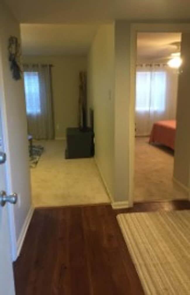 Building Photo - 2500 Houma Blvd