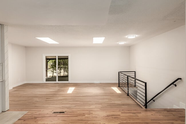 Foto del edificio - 8177 Pearl St