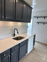 Building Photo - 1520 Meyer