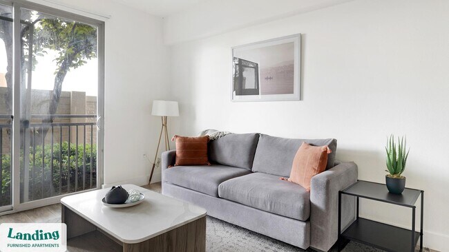 Foto del edificio - 7373 Valley View Ln