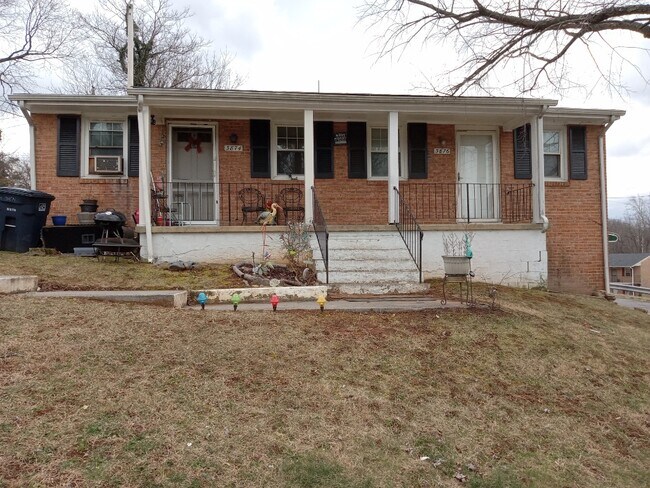Building Photo - 3876 Woodleigh Rd NW