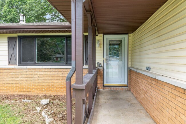 Foto del edificio - 3047 S Ferguson Ave