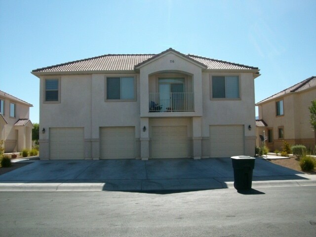 Foto principal - Ground-Level Condo in The Springs – 2-Car ...