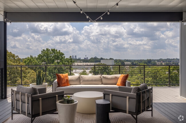 Área de salón en la azotea - Lofts at Whitaker Park