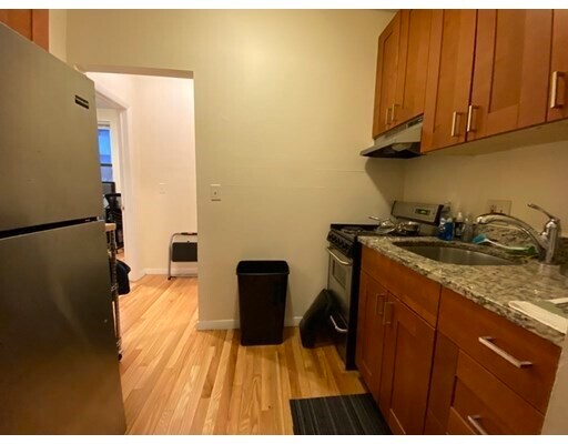 Foto del edificio - 54-56 Burbank St