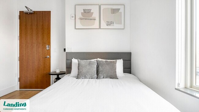 Building Photo - 135 Adams St