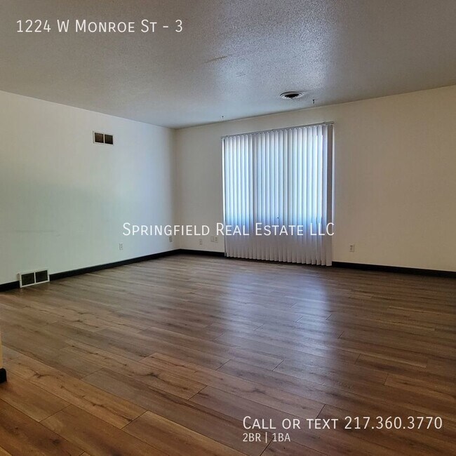 Building Photo - Rent this 'Roomie Delight' 2 Bed/1 Bath Ap...