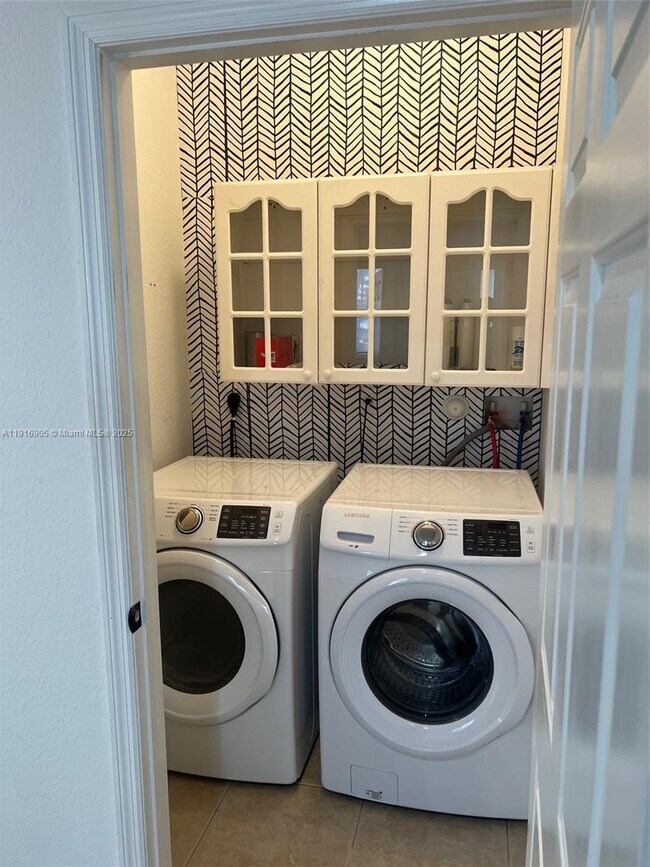 Foto del edificio - 23734 SW 110th Pl