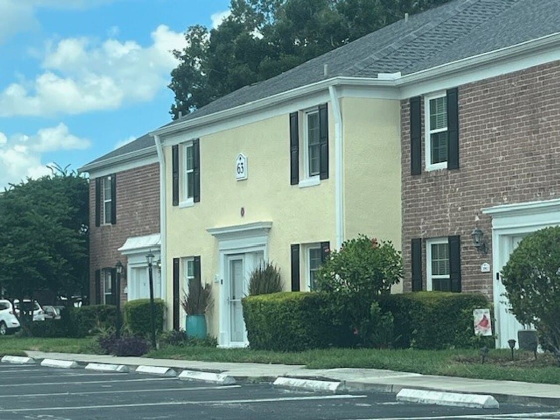 Whispering Oaks - Whispering Oaks