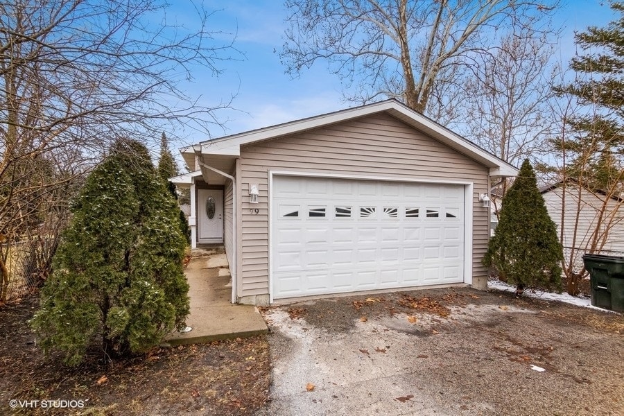 99 W Washington St, Round Lake, IL 60073 House Rental in Round Lake