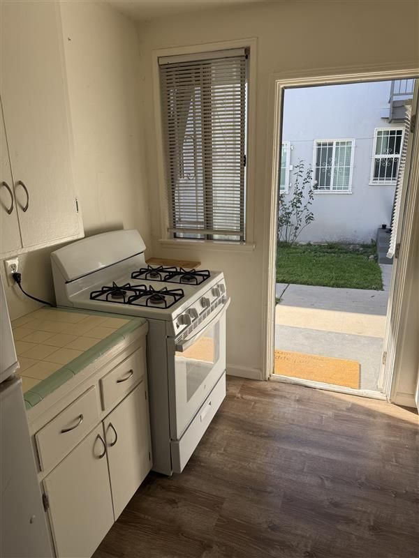 Foto del edificio - 3477 Carmona Ave