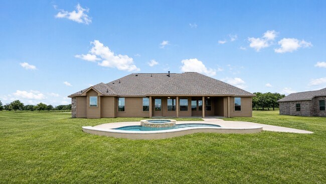 Foto del edificio - 8007 Lehman Rd