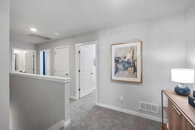 Foto del edificio - 322 Juniper Dr