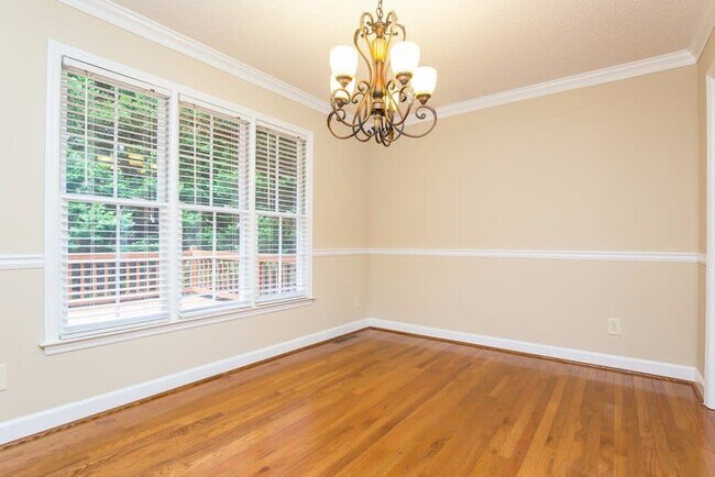 Foto del edificio - 4133 Huntcliff Dr
