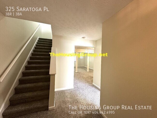 Building Photo - 1 Free Month Rent + 13 Month Lease