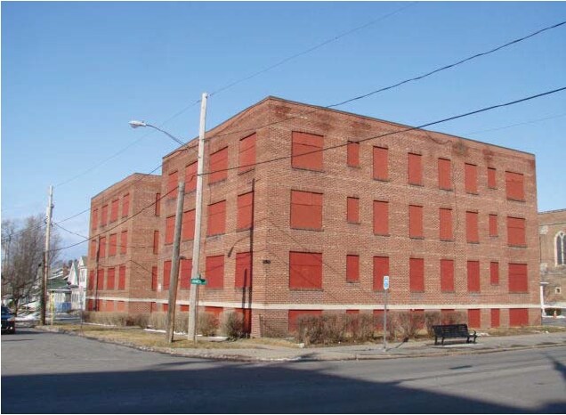Primary Photo - The Barbara Jean Apartments