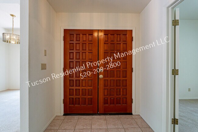 Foto del edificio - 936 Cam Diestro