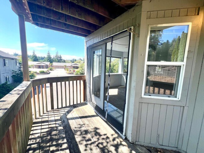 Building Photo - 3730 Buccaneer Ln