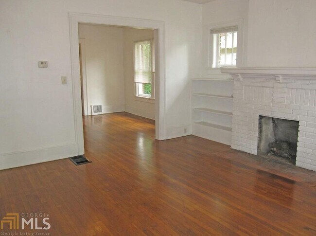 Foto del edificio - 804 Hartford Pl SW