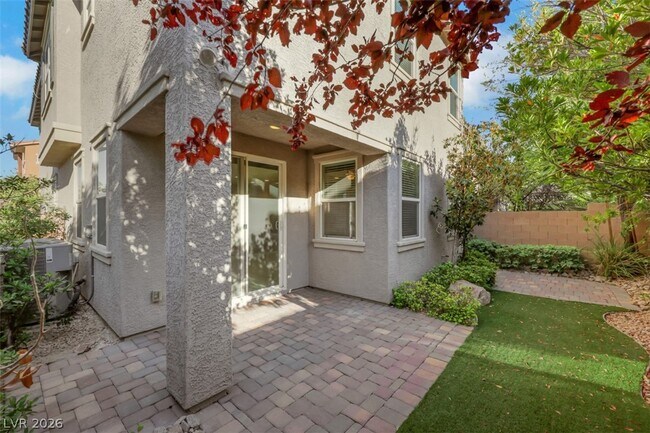 Foto del edificio - 11323 Coulter Canyon Dr