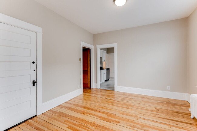 Building Photo - 273 Sturgis St