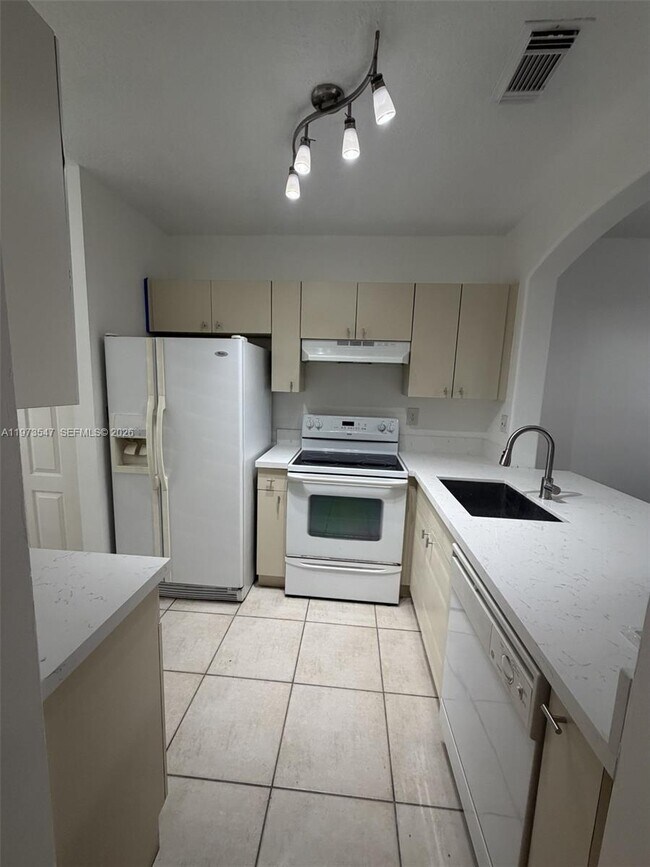 Foto del edificio - 8336 NW 10th St