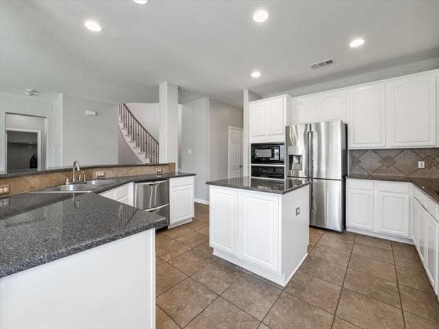 Building Photo - 1124 Lamplight Way