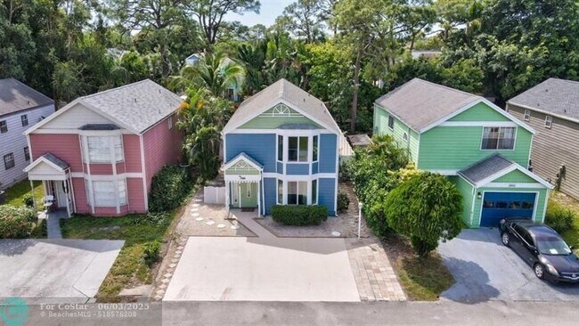 Foto del edificio - 5836 Rambler Rose Way