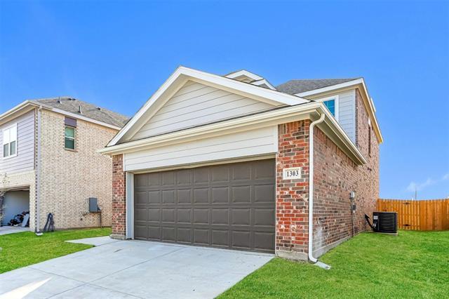 Foto del edificio - 1303 Jonah Ln