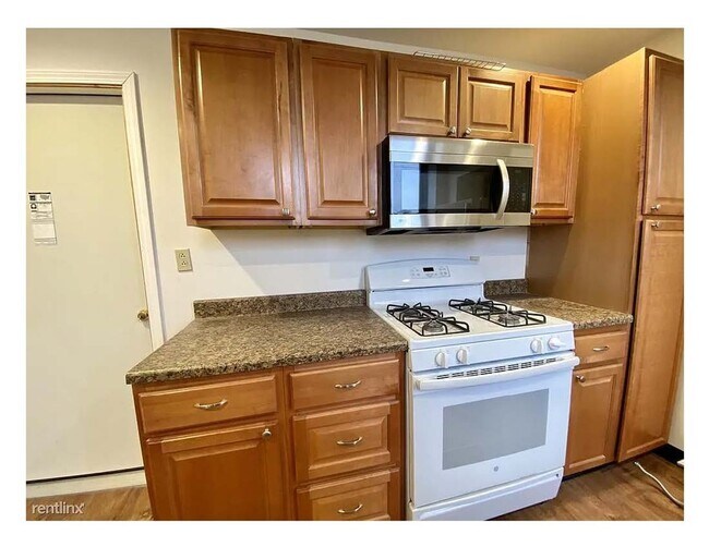 Building Photo - South Ninth Street LLC