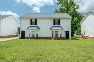 Building Photo - 147 Westchester Cir