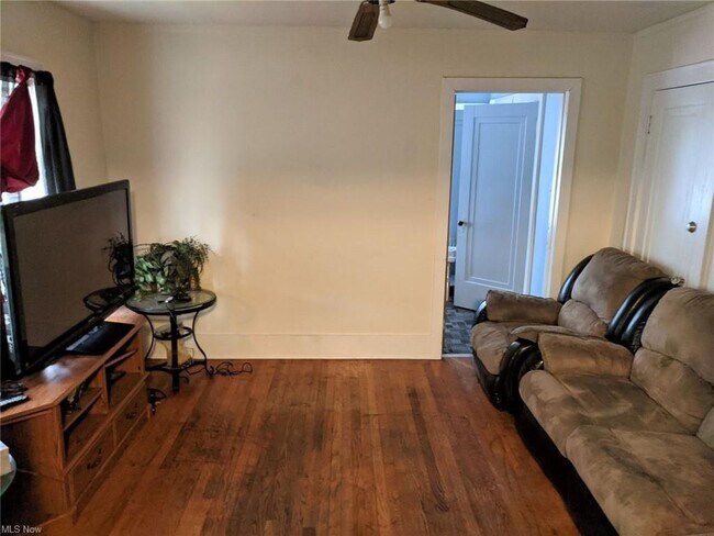 Foto del edificio - 286 West Miller Avenue, Unit 1